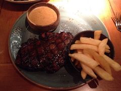 The&nbsp;Meat&nbsp;&&nbsp;Wine&nbsp;Co&nbsp;Southbank-The Meat & Wine Co Southbank(南岸店)
