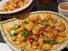 -万重锦·人文川菜馆(骡马市店)