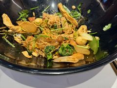 -醉人椒麻辣香锅(上地华联店)