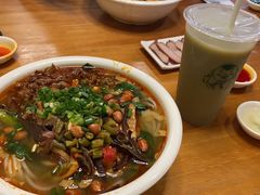 -水平有限螺蛳粉(宏达大厦店)