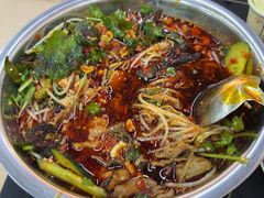 -周良天山牛杂城(天山路总店)