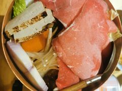 雪花牛肉寿喜锅-鲔吞·和牛寿喜烧(闵行区绿瘦酒店)