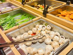 -钱小奴创意自助餐厅·山野黑猪肉畅吃(苏州昆山招商花园城店)