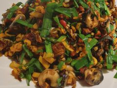 -院里寻菜·精致庭院菜(观沙岭店)