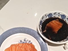 -金马门国际美食百汇(珞喻路店)