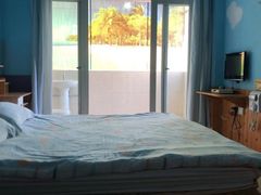 -叉叉纳里客栈(珠海情侣路唐家湾沙滩店)