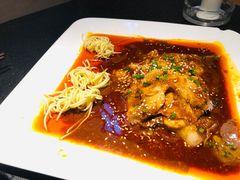 -万重锦·人文川菜馆(骡马市店)