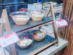 -野山舂·贵州现舂酸汤火锅(鸿通城店)