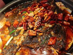 -鸣记脆皮烤鱼·海鲜烤鱼(三八广场店)