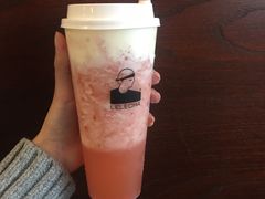 草莓桃子酪酪-LELECHA乐乐茶(新街口大洋店)