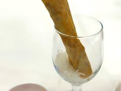 手抓芋丝脆炸春卷-凤凰楼酒家·粤宴点心(华强北店)