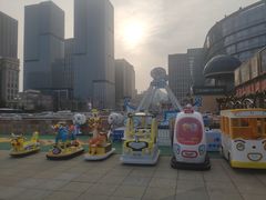 -迪卡侬(苗岭路店)