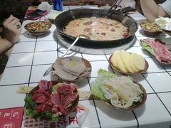 -扎起市井老火锅(乐山总店)