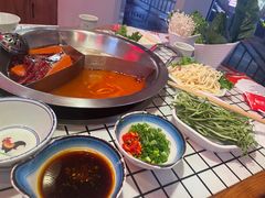 -山悦里 山野·鲜火锅(罗斯福广场店)