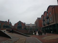 -钟书阁(松江泰晤士小镇店)