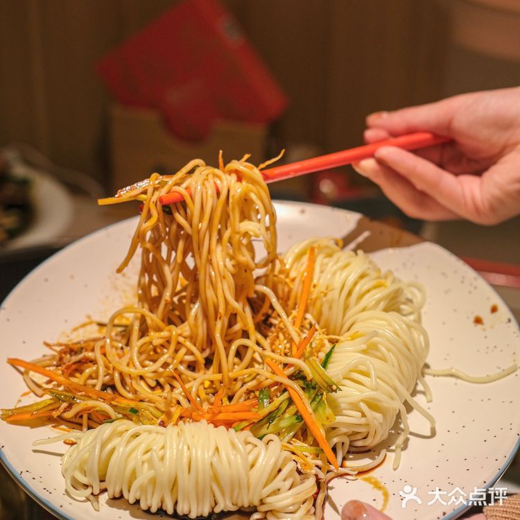 老头儿油爆虾🦐一道菜火了30年