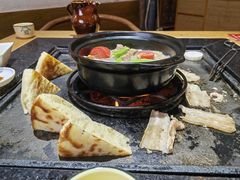 -有一锅·野生菌黑山羊腊排骨火锅(古城北门店)