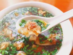红汤馄饨-吴家馄饨