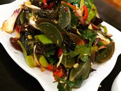 凉拌皮蛋-老板娘串店·中餐&烧烤