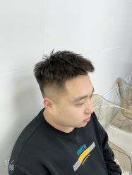 点击看大图 -朗峰专业美发沙龙