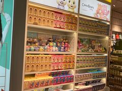 -名创优品(山东青岛华润万象城店)