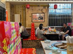 -人民公社铁锅炖·东北菜(卫国道店)