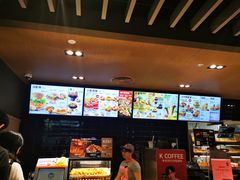 -肯德基(湾畔店)