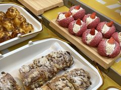 -海底捞火锅(高新万达店)