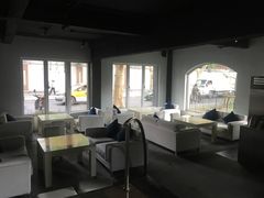 -穹六人间 people 6(岳阳路店)