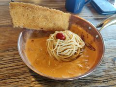 -I HOLIC艾豪丽披萨(KKone店)