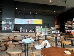 -星巴克(七宝领展广场1F店)
