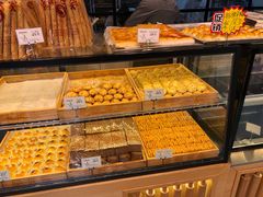 面包甜点陈列柜-读酥世家(宛平南路店)