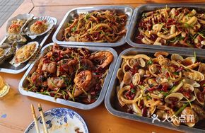 Shrimp and Pig Trotter Stir-fry