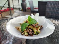圆茄杨桃牛肉沙拉-SUSU·苏苏(四合院创始店)