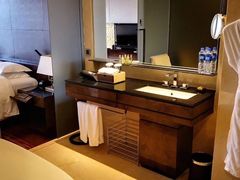 -广州天河希尔顿酒店