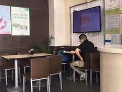-李先生牛肉面大王(北京站售票厅餐厅)
