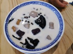 芋圆仙草-赵记传承·中式甜品(珠海香洲柠溪大道店)