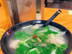 鱼丸鱼皮饺汤-汕尾小吃铜盘推(埔尾篮球场店)