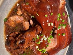 掌勺一品肘-金掌勺东北菜(格兰晴天店)