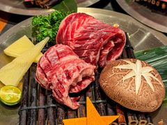 -韩白山·朝鲜族烤牛肉·酱蟹(长宁龙之梦店)