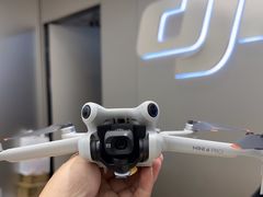 -DJI大疆(深圳华强北曼哈授权体验店)