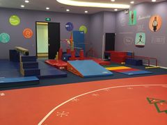 -小小元气运动馆(无锡茂业中心店)