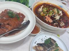 -广东大厦酒店(广州北京路步行街纪念堂地铁站店)