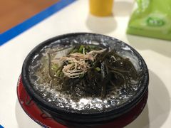 -刚砂锅鸡丝米线