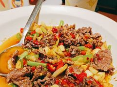 -佬麻雀·新湘菜(东方宝泰店)
