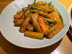 -蜜桃餐厅·伴山(海岸城店)