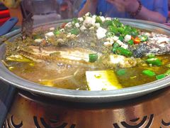 -令狐冲·炭烤活鱼(宝龙店)