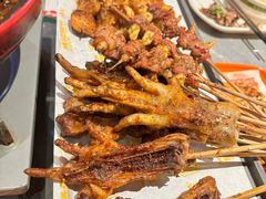 -威记烧嘢·南宁烧烤·超级生牛(绿地店)
