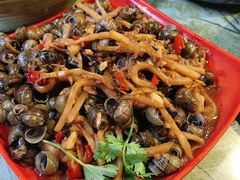 -正宗南铁拉叔沙煲螺·烧烤·秘制靓粥(南铁总店)