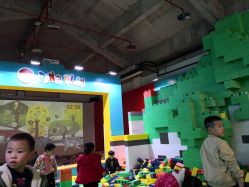 -恐龙探索乐园(磁器口店)